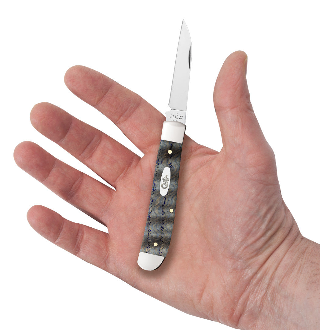 Smooth Blue Curly Oak Mini Trapper in Hand