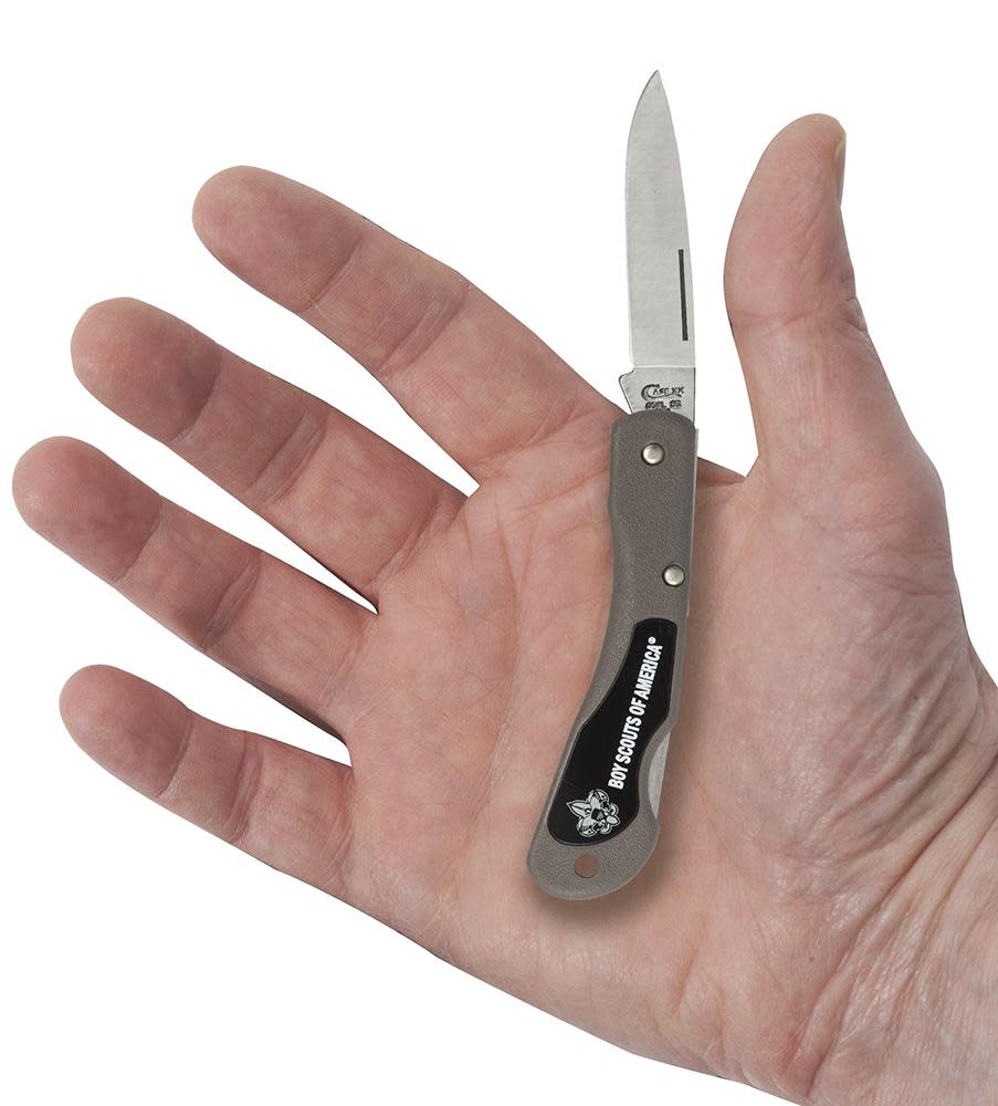Scouting America™ Smooth Olive Green Synthetic Mini Blackhorn® Knife in Hand