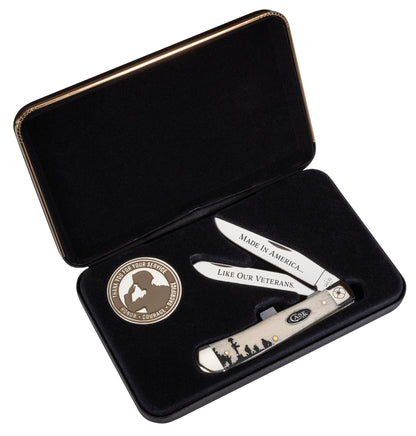 Smooth Natural Bone Trapper 2025 Veterans Gift Set in Case with Lid Open
