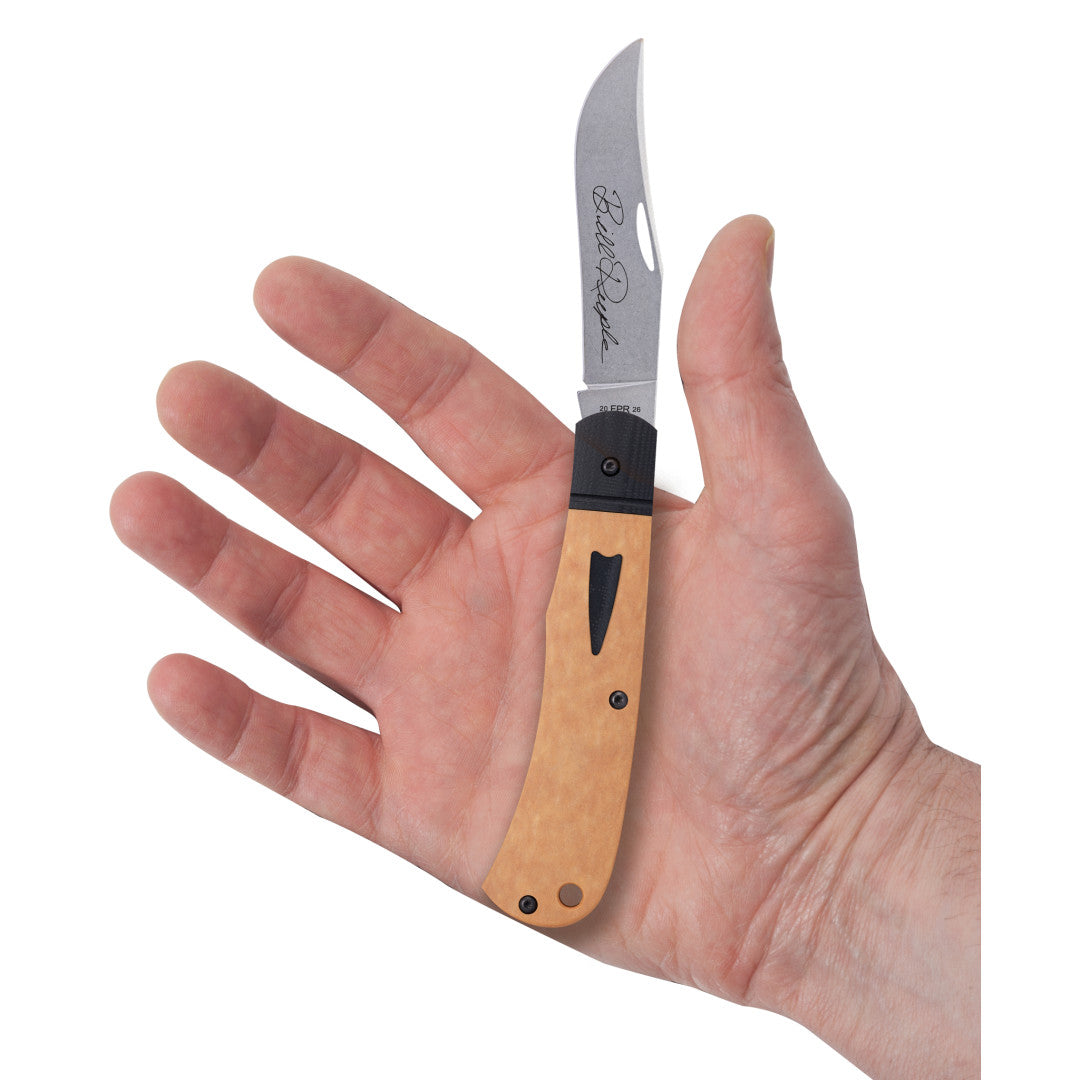 Crossroads™ Maple Valley Richlite® w/Black G-10 XR Texas Trapper in Hand