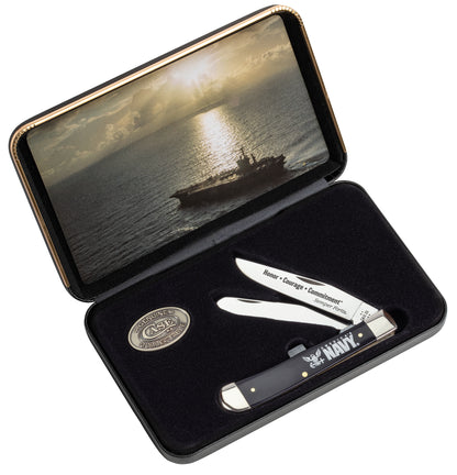 US Navy® Embellished Smooth Black Synthetic Trapper Gift Set  in Packaging with Lid Open