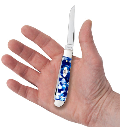 Smooth Blue Crackle Kirinite® Mini Trapper in hand.