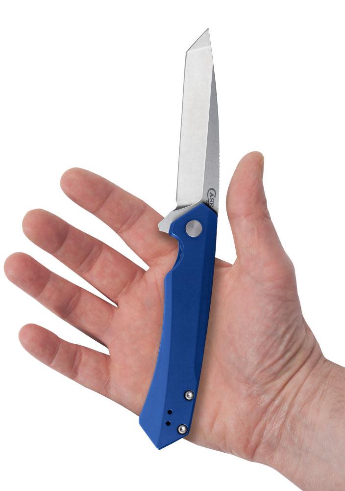 Blue Anodized Aluminum Kinzua® Knife in Hand