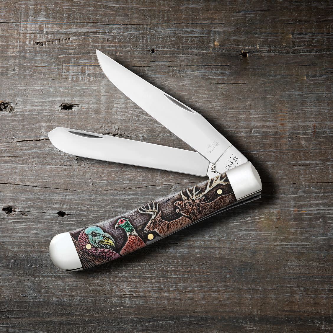 Sportsman Series Gift Set Embellished Smooth Natural Bone Trapper Knife on wooden background