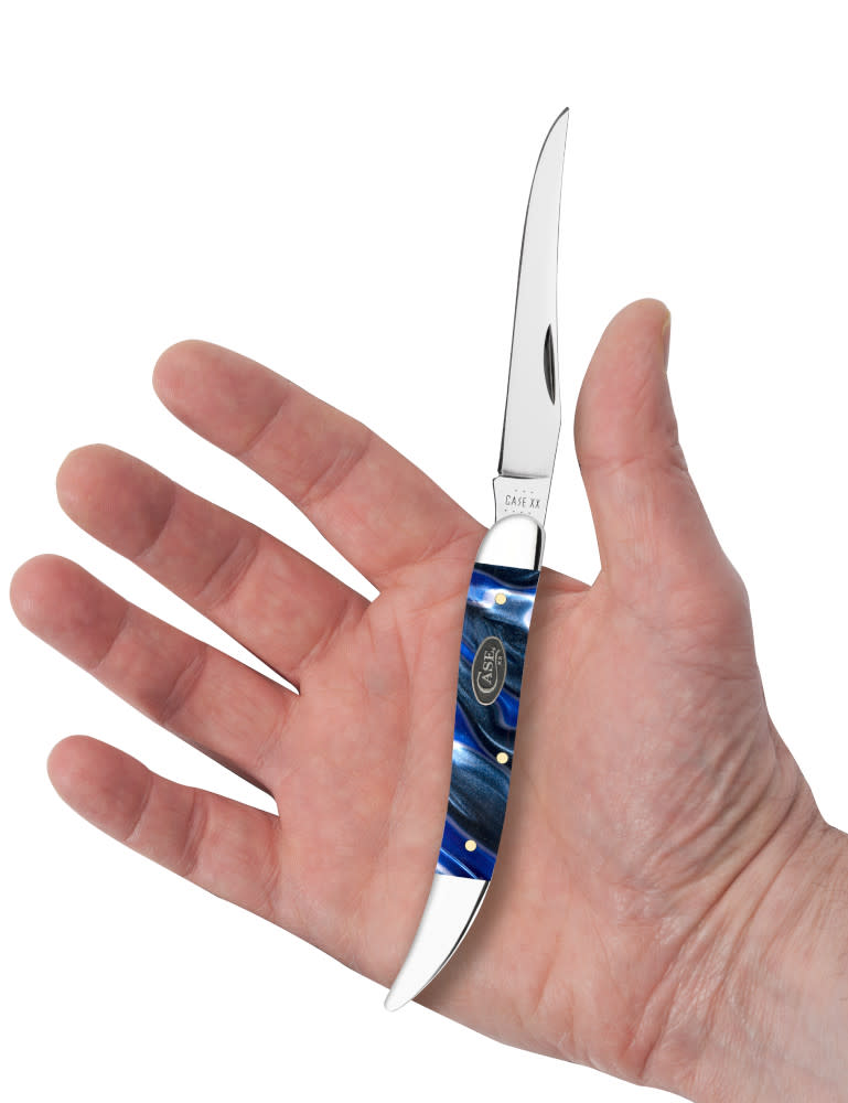 Smooth Ocean Blue Kirinite® Medium Texas Toothpick in Hand